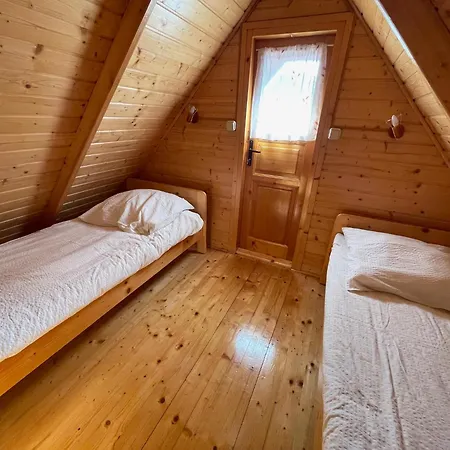 Promyczek Slonca * レバル